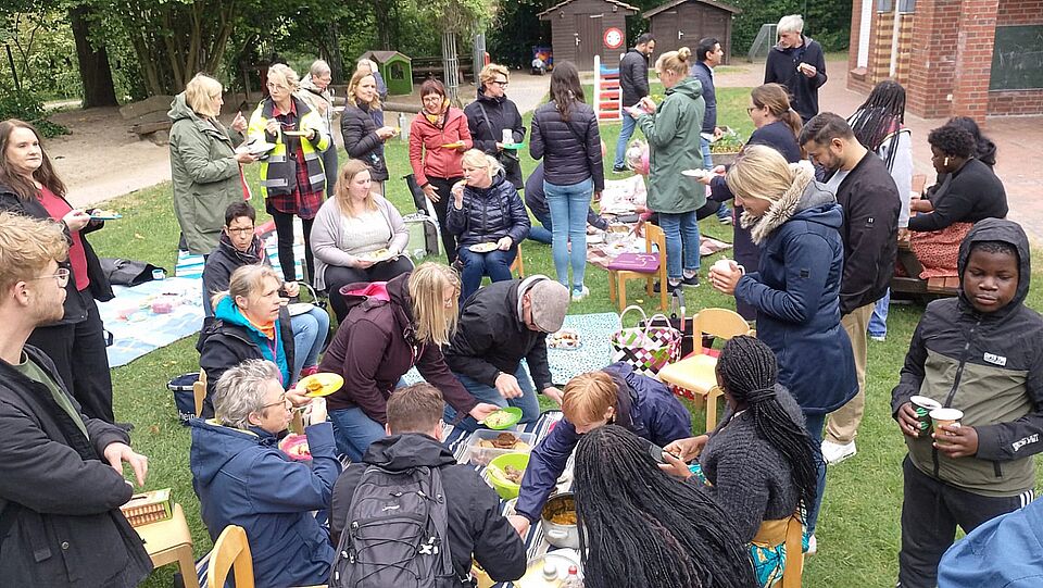 Zwangloses Kennenlernen und Zusammensein: das internationale Picknick fand in Schöppingen zum dritten Mal großen Anklang.